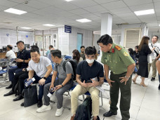 TP.HCM cấp định danh điện tử cho người nước ngoài, mỗi ngày nhận 400 hồ sơ