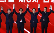 Dấu hiệu khủng hoảng sâu sắc trên chính trường Hàn Quốc