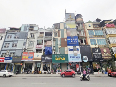 Nhà phố Hà Nội rao bán gần 3 tỷ đồng/m2 gây choáng