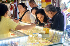 Đánh thuế giao dịch vàng