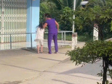 Vụ bé gái 6 tuổi bị bạo hành ở An Giang: Uẩn khúc 15 triệu đồng và người cha "biến mất"?