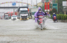 Miền Trung vẫn mưa lớn, có nơi trên 500mm