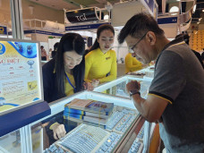 Giá vàng hôm nay 10-11: Vừa mở cửa, tăng trở lại