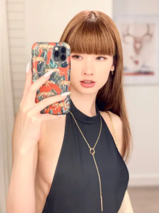 'Yêu nữ hàng hiệu' bị bắt, lộ chiêu giả giàu ăn quỵt nhà hàng