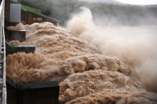 Lãnh đạo xã Hòa Thịnh nói về thông tin lan truyền "nhà trú lũ tập thể bị sập, người chết hàng loạt"