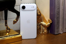 Liệu Apple có dám khai tử "biểu tượng một thời đang mất giá trị" iPhone Pro Max?