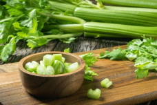 3 loại rau nhuận tràng, làm sạch ruột và thải độc cho cơ thể