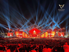 “V Concert” rạng rỡ, ngập tràn bản “HIT” nhạc Việt
