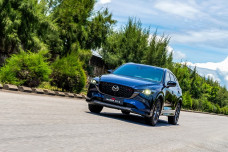 Giá xe Mazda CX-5 niêm yết và lăn bánh tháng 10/2025