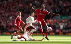 Thua Liverpool, Arsenal cho thấy vì sao chỉ có thể là Á quân