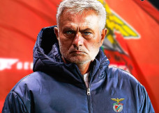 Jose Mourinho của hiện tại và chuyến về 'nhà' thứ 8
