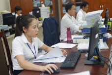 Kho bạc Nhà nước làm việc cả ngày lễ để chuyển quà Quốc khánh đến người dân