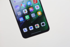 Hai phiên bản Xiaomi Redmi 15 5G chênh nhau 1,1 triệu đồng, nên chọn bản nào?