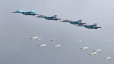 Nga dội bom dữ dội nhất kể từ đầu xung đột ở Ukraine: Dấu ấn phi đội Su-34