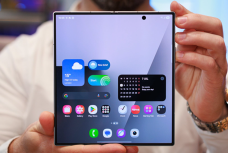 Galaxy Z Fold7 gặp lỗi sọc màn hình "quái lạ" chưa từng có