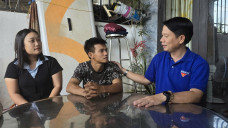 Thanh niên lái ca nô cứu 500 người khỏi lũ dữ: 'Lúc đó chỉ nghĩ tới cứu người'