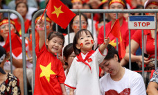 Người dân bắt đầu nhận quà 2/9 từ hôm nay