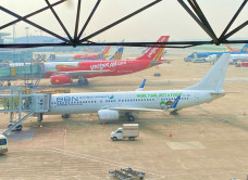 Bổ sung sân bay Gia Bình, giảm công suất Nội Bài