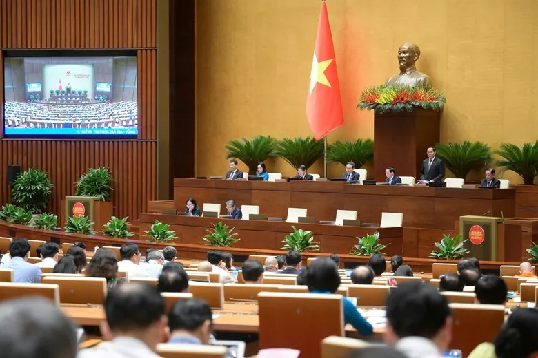 Quốc hội họp phiên bế mạc, biểu quyết thông qua nhiều nội dung quan trọng