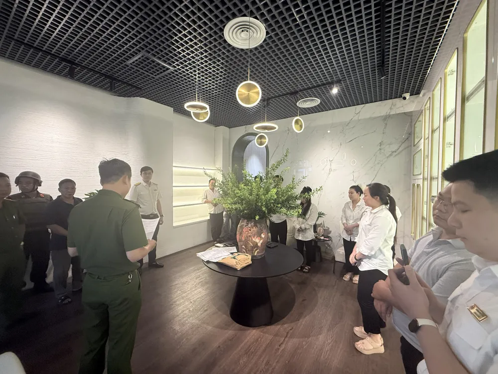 Công an Hà Nội khởi tố Tiktoker Vũ Hồng Phúc 'Cún Bông'
