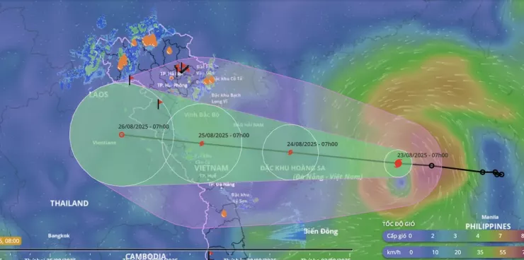 Bão số 5 khả năng thành cuồng phong, hướng thẳng vào miền Trung
