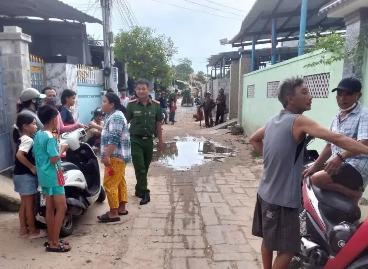 Bé gái 3 tuổi bị sát hại bởi người tình của mẹ: Đau thấu trời xanh!