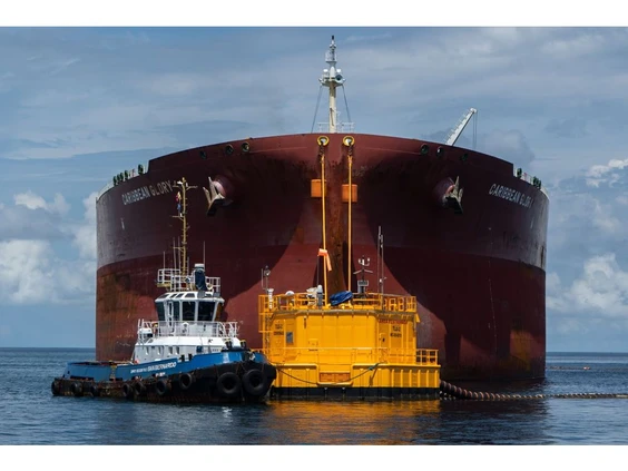 Giá dầu mỏ lao dốc về đáy hai tháng: Nỗi lo dư cung phủ bóng thị trường