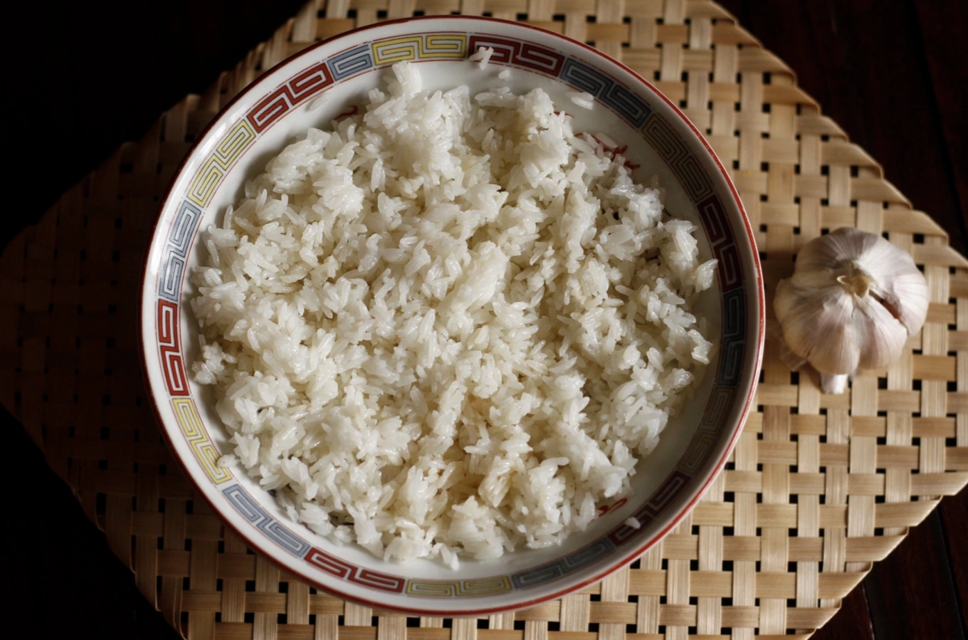 Cơm nguội có thể để được bao lâu?