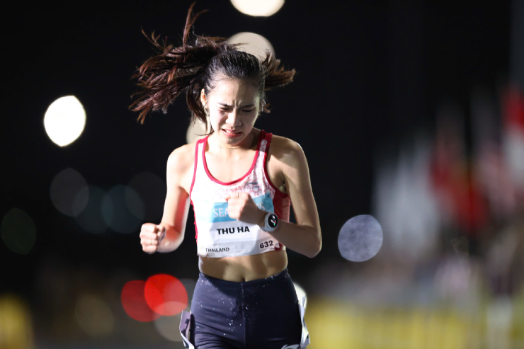Đi bộ & marathon Việt Nam ở SEA Games gặp chông gai: VĐV bỏ cuộc, cấp cứu, thua sốc