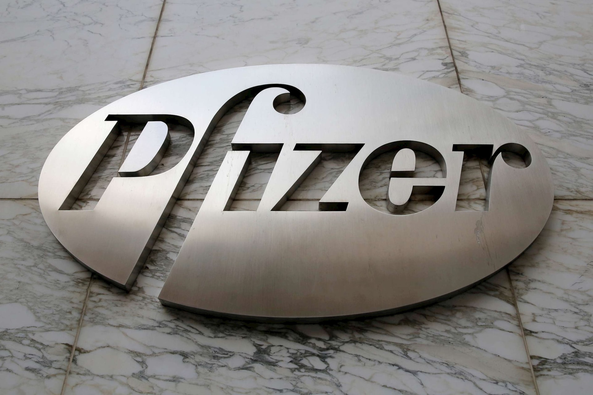 pfizer-la-hang-duoc-pham-lon-nhat-tai-hoa-ky