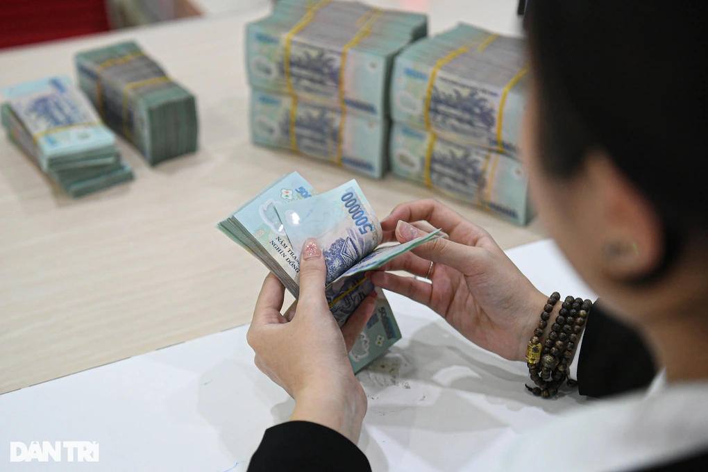 vpbank-giao-dich39-edited-1681286718381