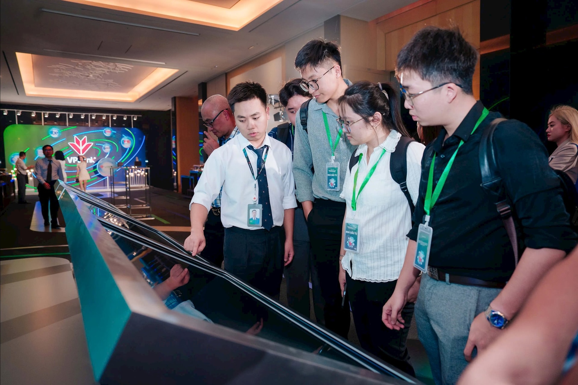 vpbanks-ha-noi-stockguru