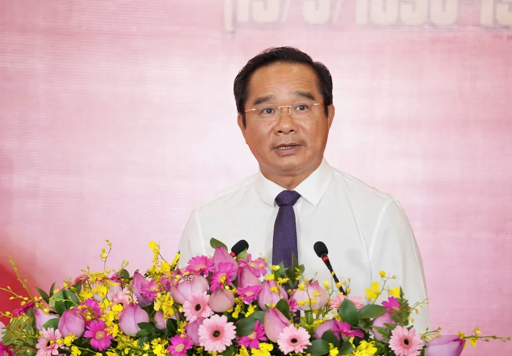 nguyenvanduoc-9835-516.jpg