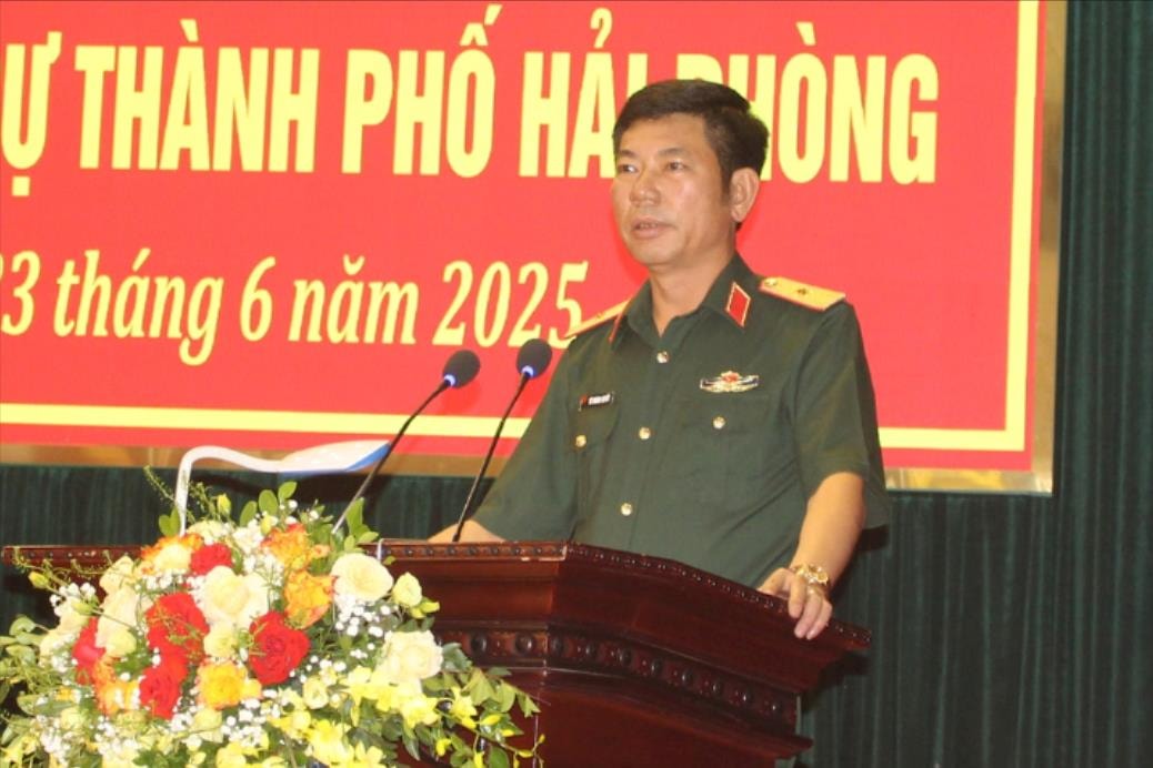 thieu-tuong-to-thanh-quyet-pho-tu-lenh-quan-khu-phat-bieu-ket-luan-hoi-nghi.1
